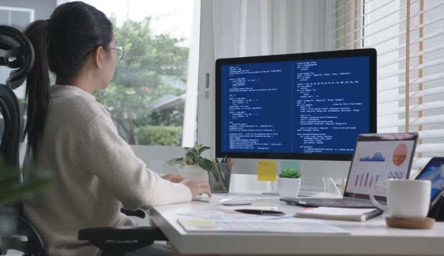 错那县企业数字化解决方案：机器学习赋能商业模式升级的核心路径